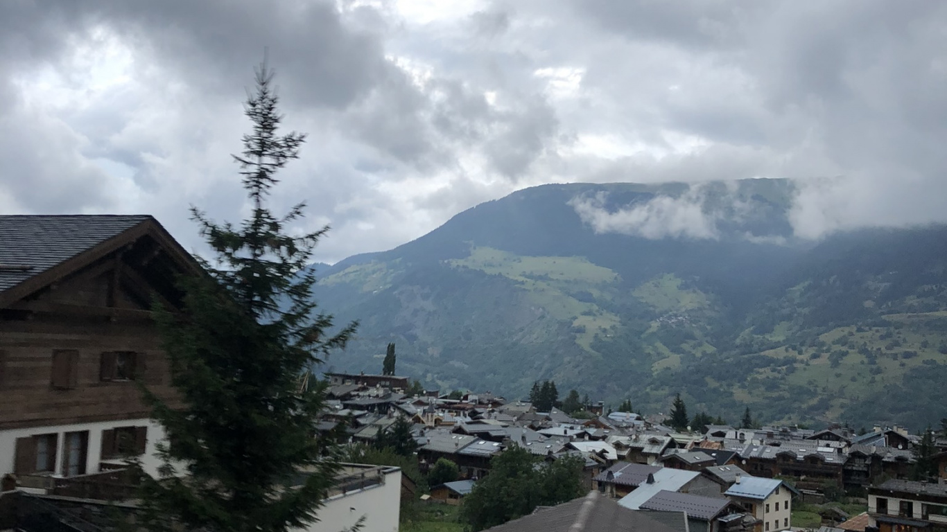 Las Formaciones Montañosas, Highland, Techo, Montaña, Estación de la Colina. Wallpaper in 1366x768 Resolution