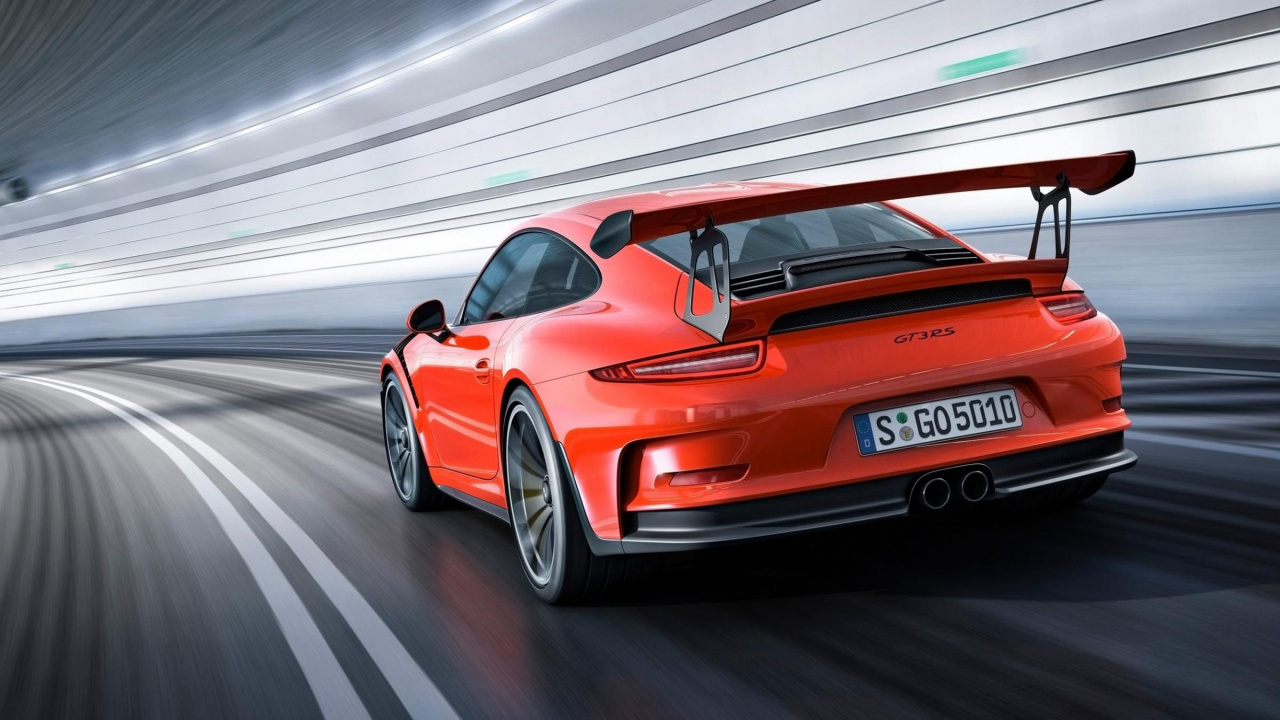 Rojo Bmw m 3 en la Carretera. Wallpaper in 1280x720 Resolution