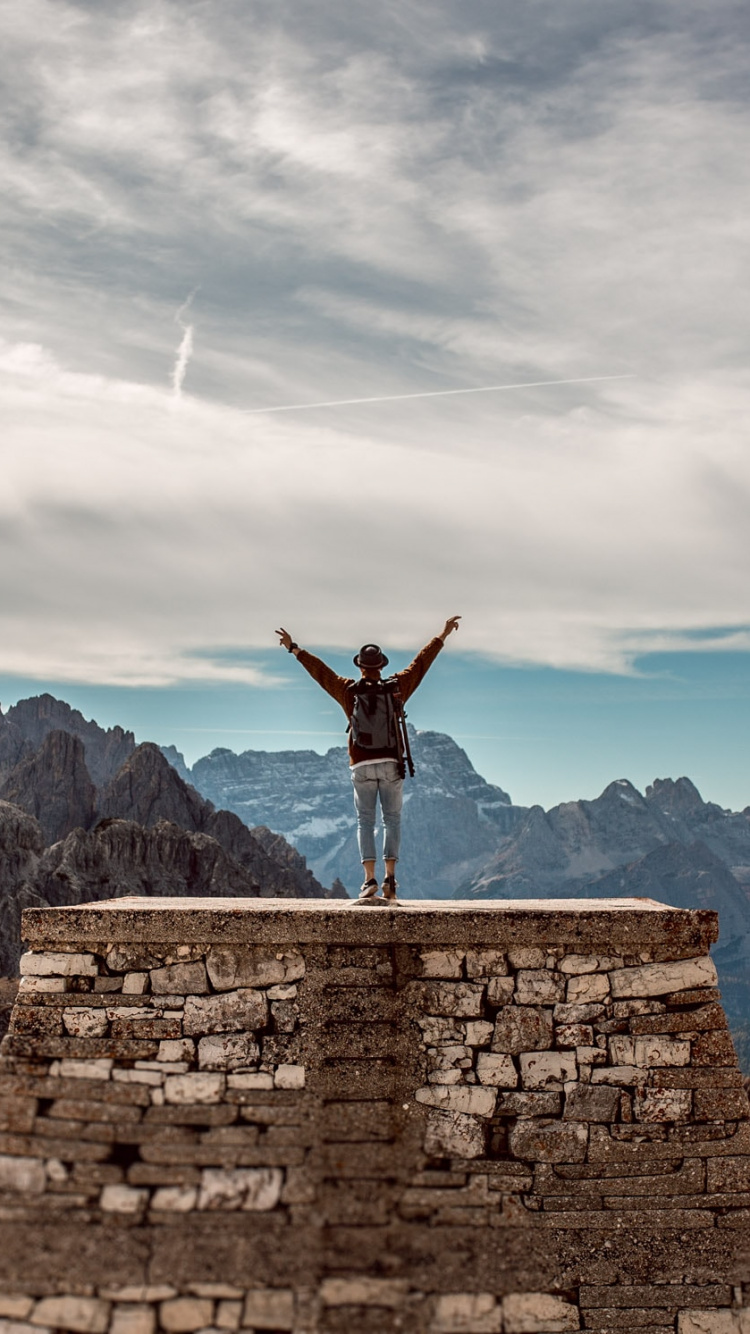 多山的地貌, 首脑会议, 山脉, 天空 壁纸 750x1334 允许