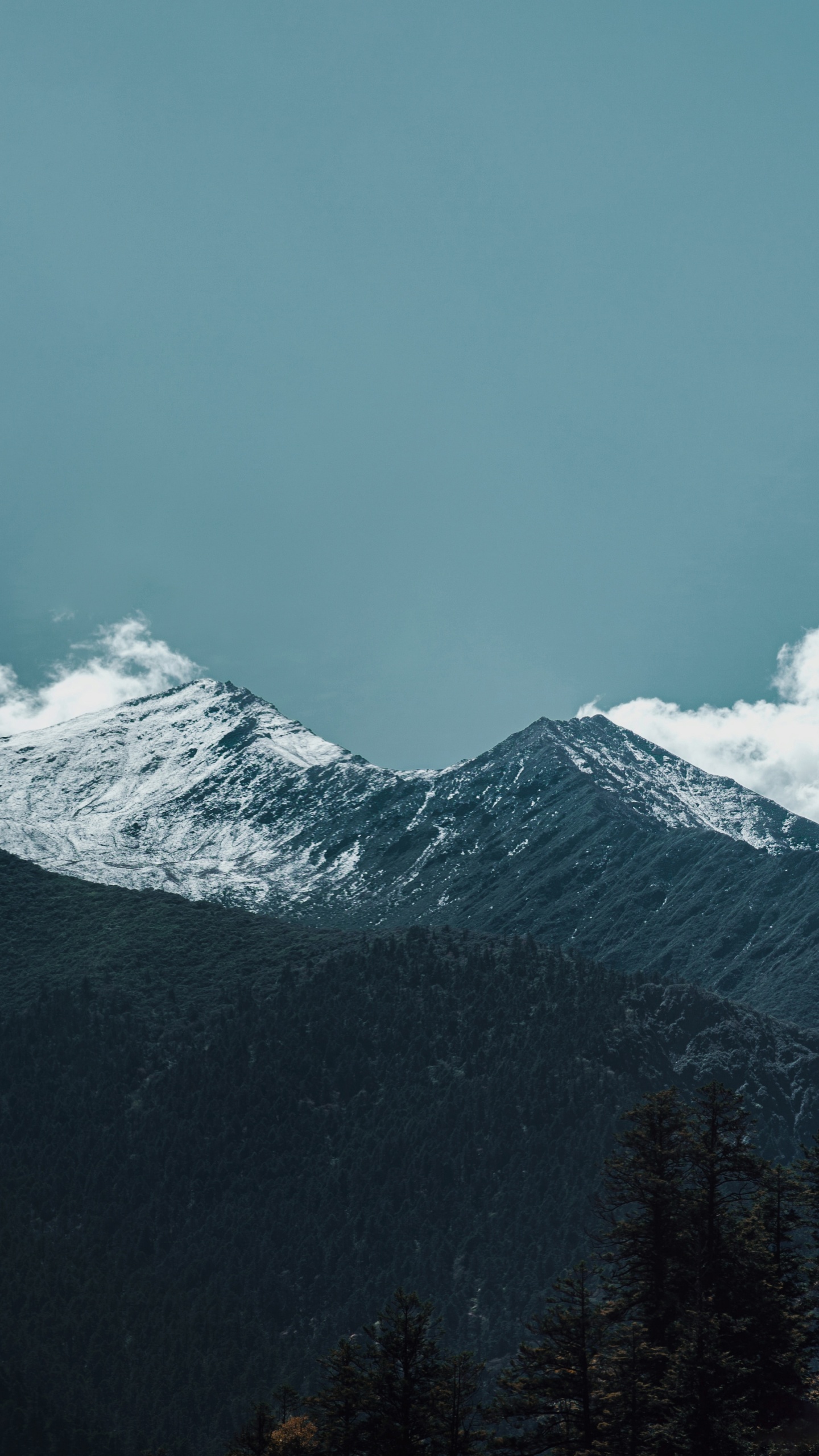 Mountain, Cloud, Mountain Range, Cumulus, Snow. Wallpaper in 1440x2560 Resolution