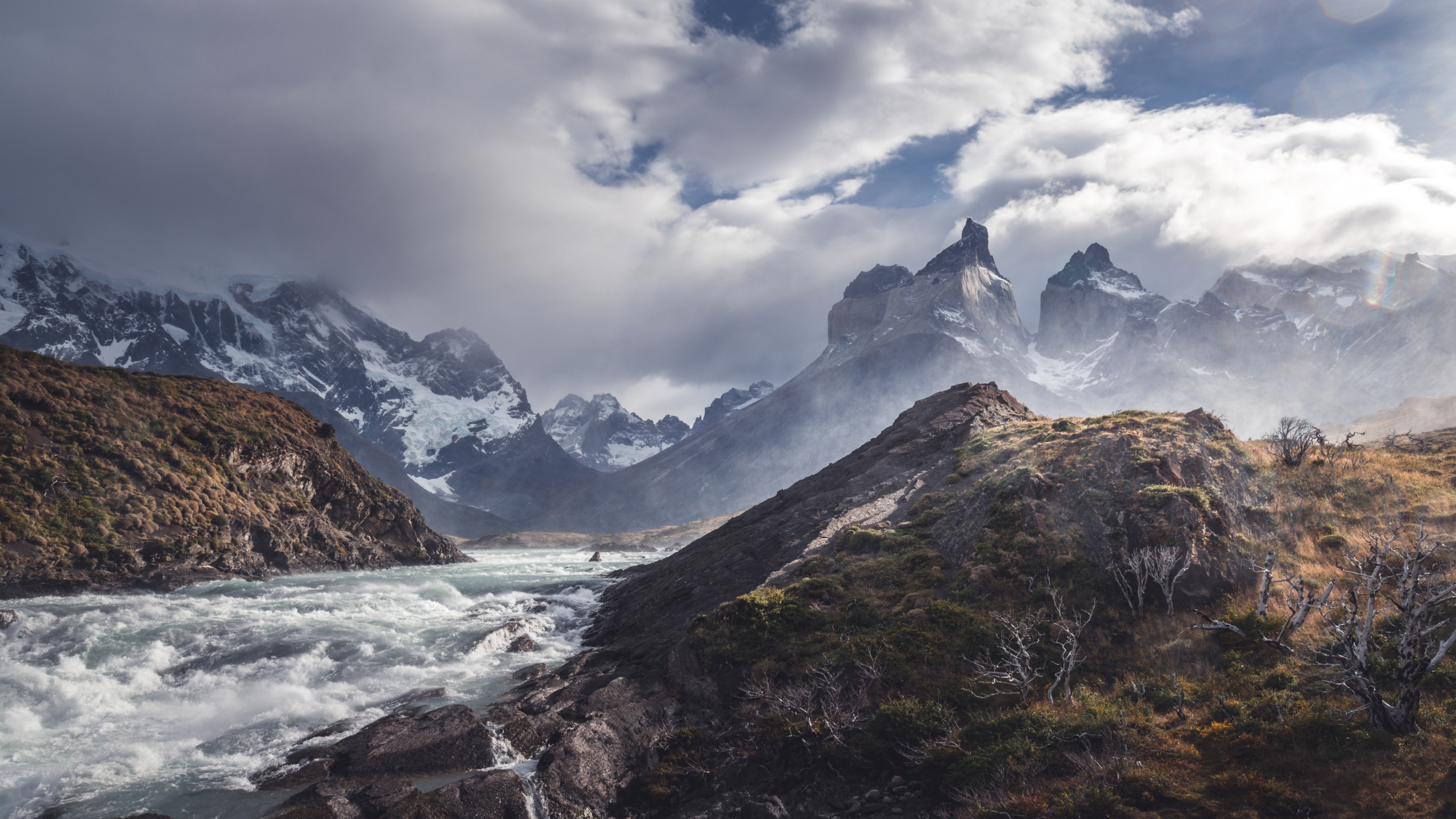1er Lycee Militaire Royale, Cloud, Mountain, Water, Natural Landscape. Wallpaper in 2560x1440 Resolution