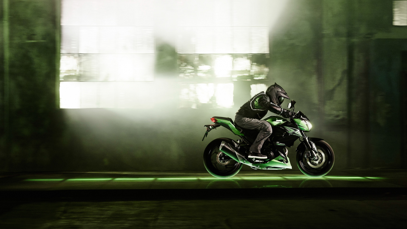 Hombre Montado en Motocicleta Negra. Wallpaper in 1366x768 Resolution