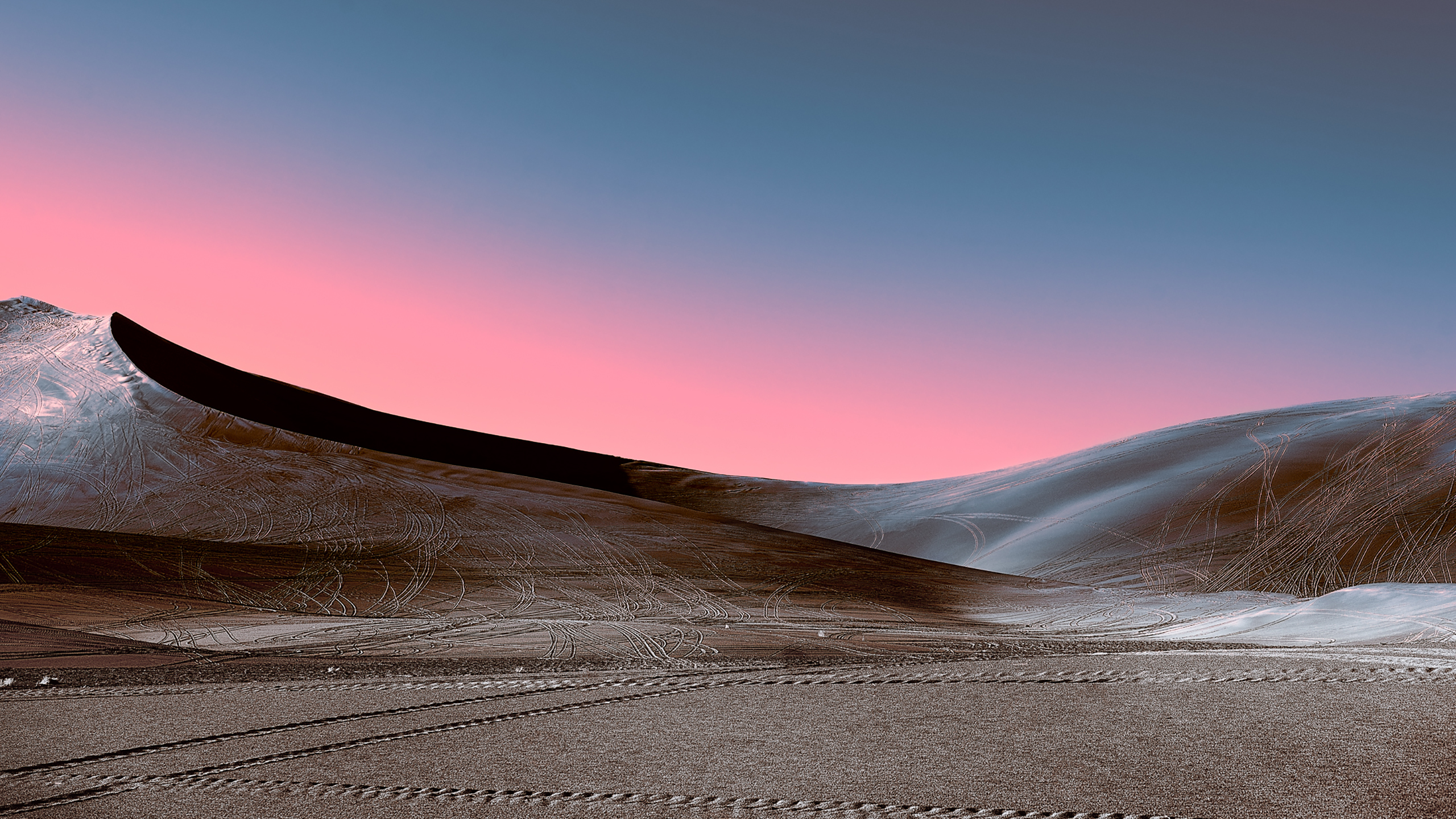 Gray Sand Under Blue Sky During Daytime. Wallpaper in 2560x1440 Resolution