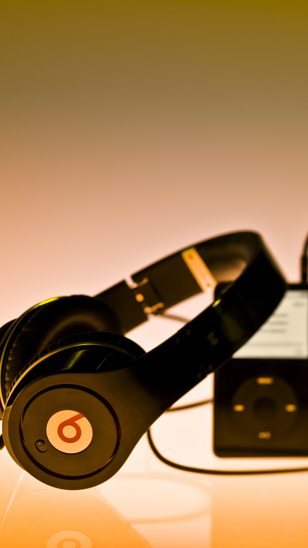 Beats Electronics, Auriculares, Equipo de Audio, Gadget, Dispositivo Electrónico. Wallpaper in 1080x1920 Resolution