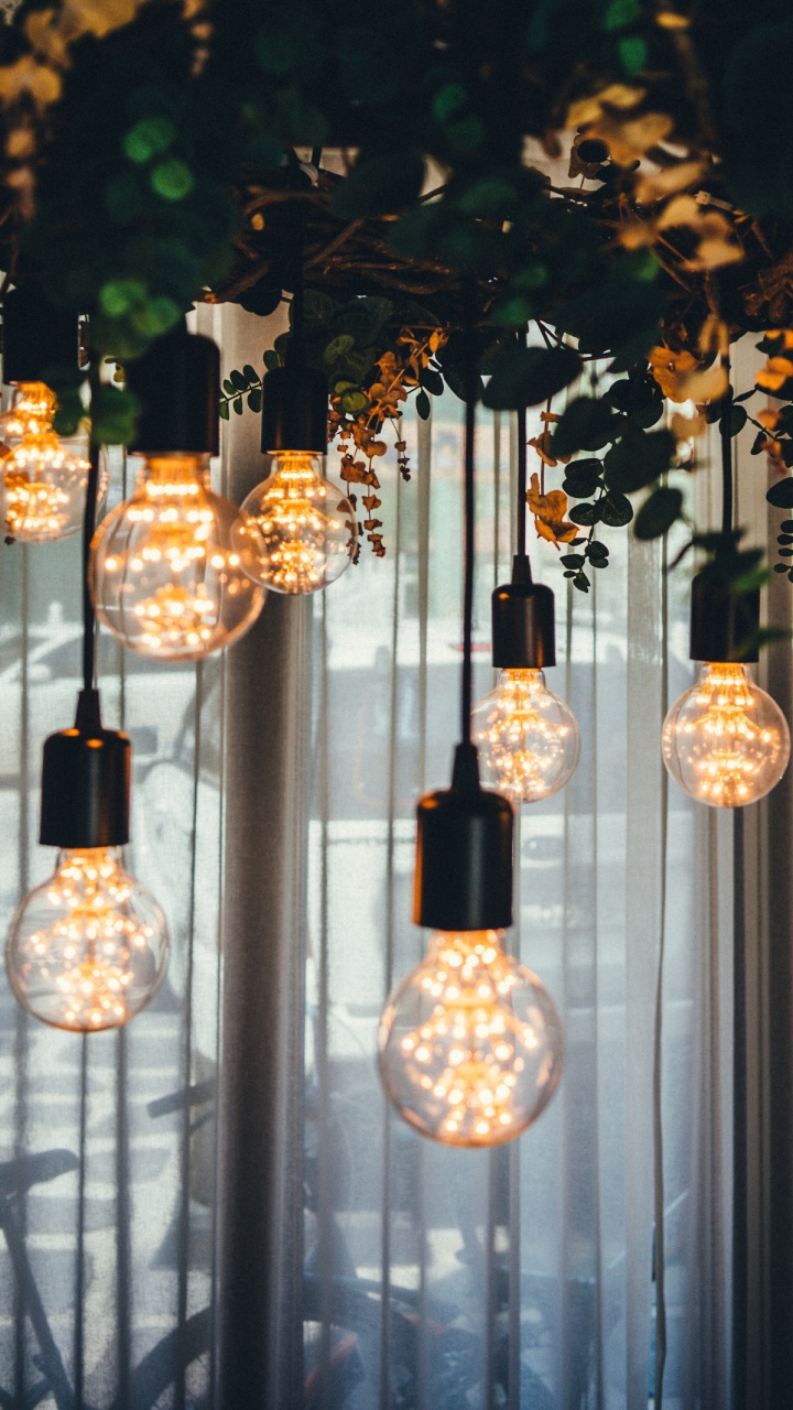 Black and White Pendant Lamp. Wallpaper in 720x1280 Resolution