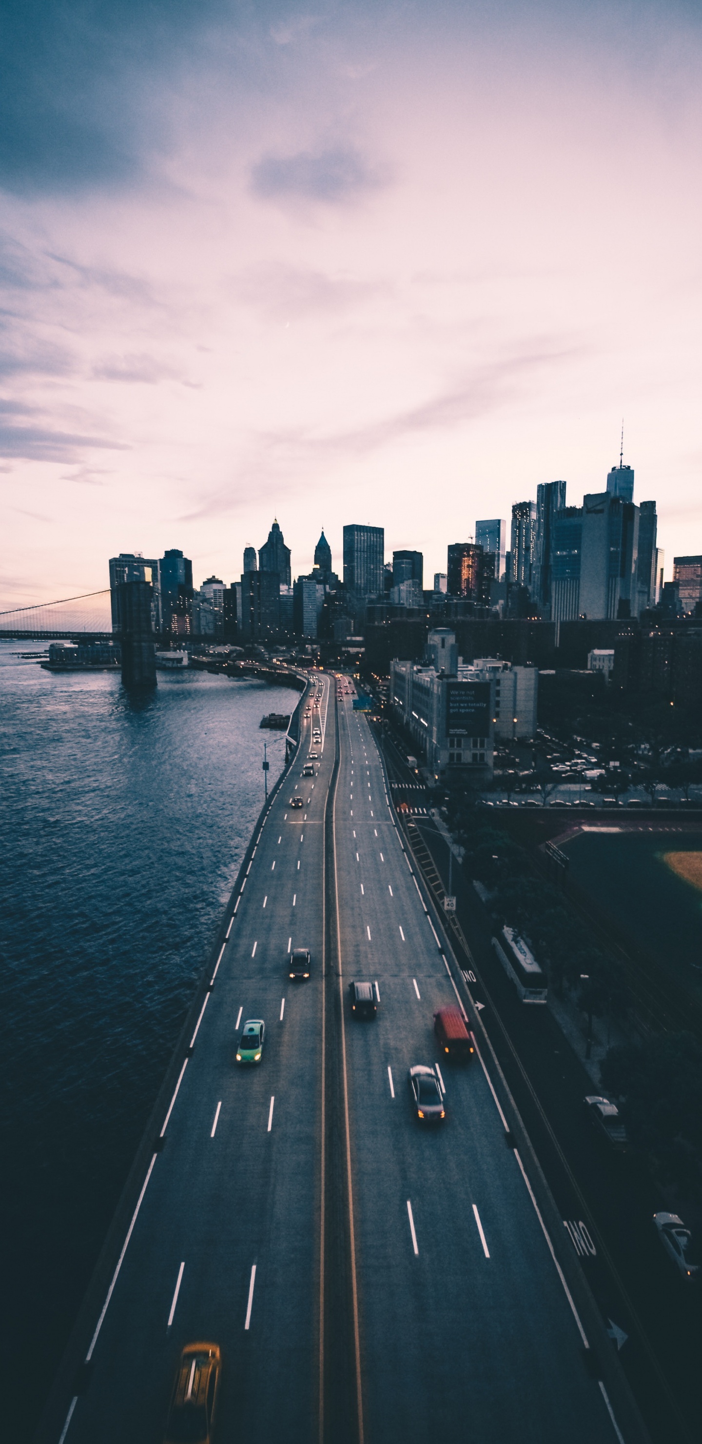 Brooklyn, Agua, Edificio, Coche, Atardecer. Wallpaper in 1440x2960 Resolution