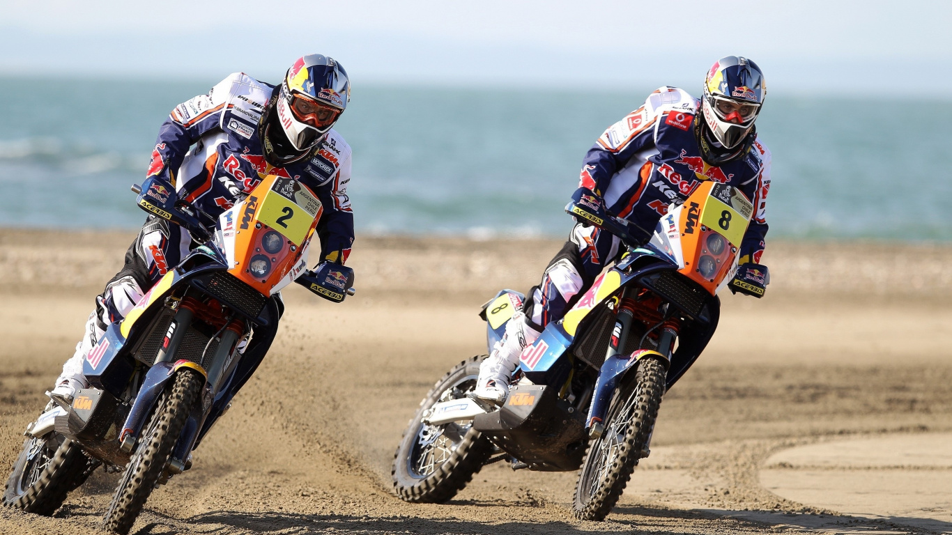 Mann im Rot-weißen Motorradanzug, Der Motocross-Dirtbike Fährt Riding. Wallpaper in 1366x768 Resolution