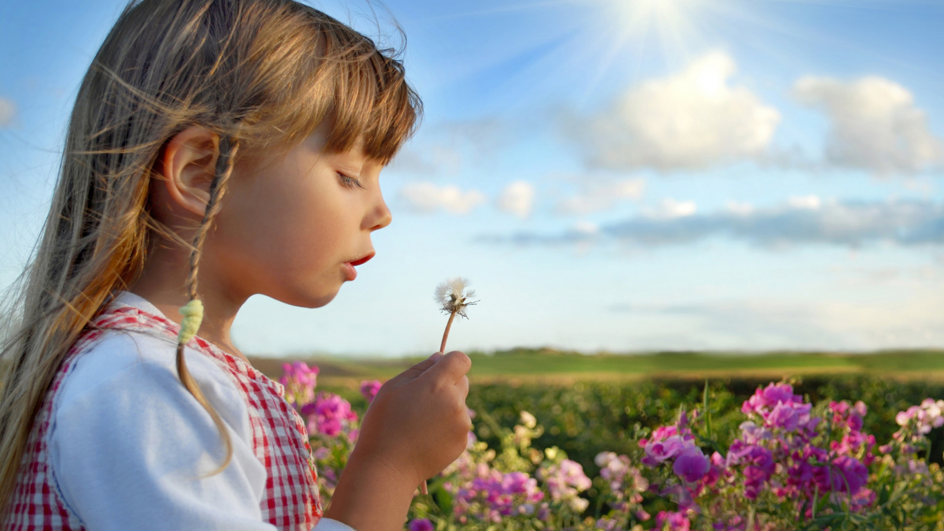 Child, Beauty, Spring, Meadow, Summer. Wallpaper in 1366x768 Resolution