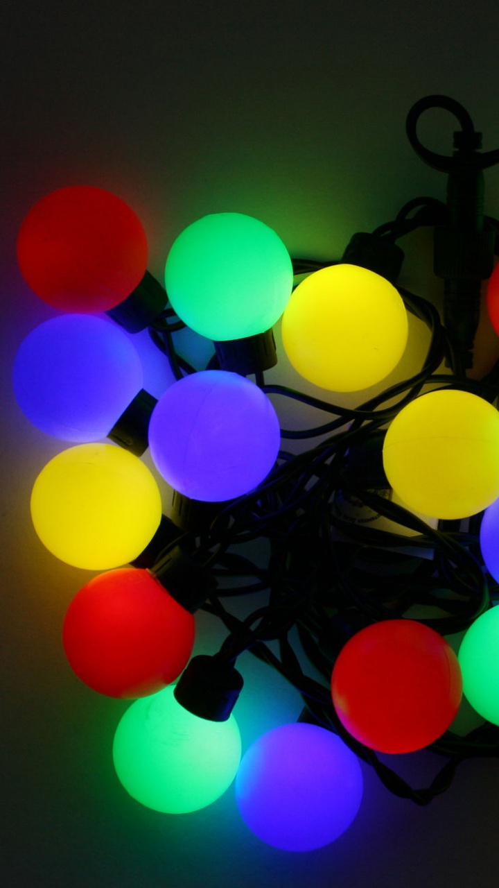 Red Blue and Yellow Balloons. Wallpaper in 720x1280 Resolution