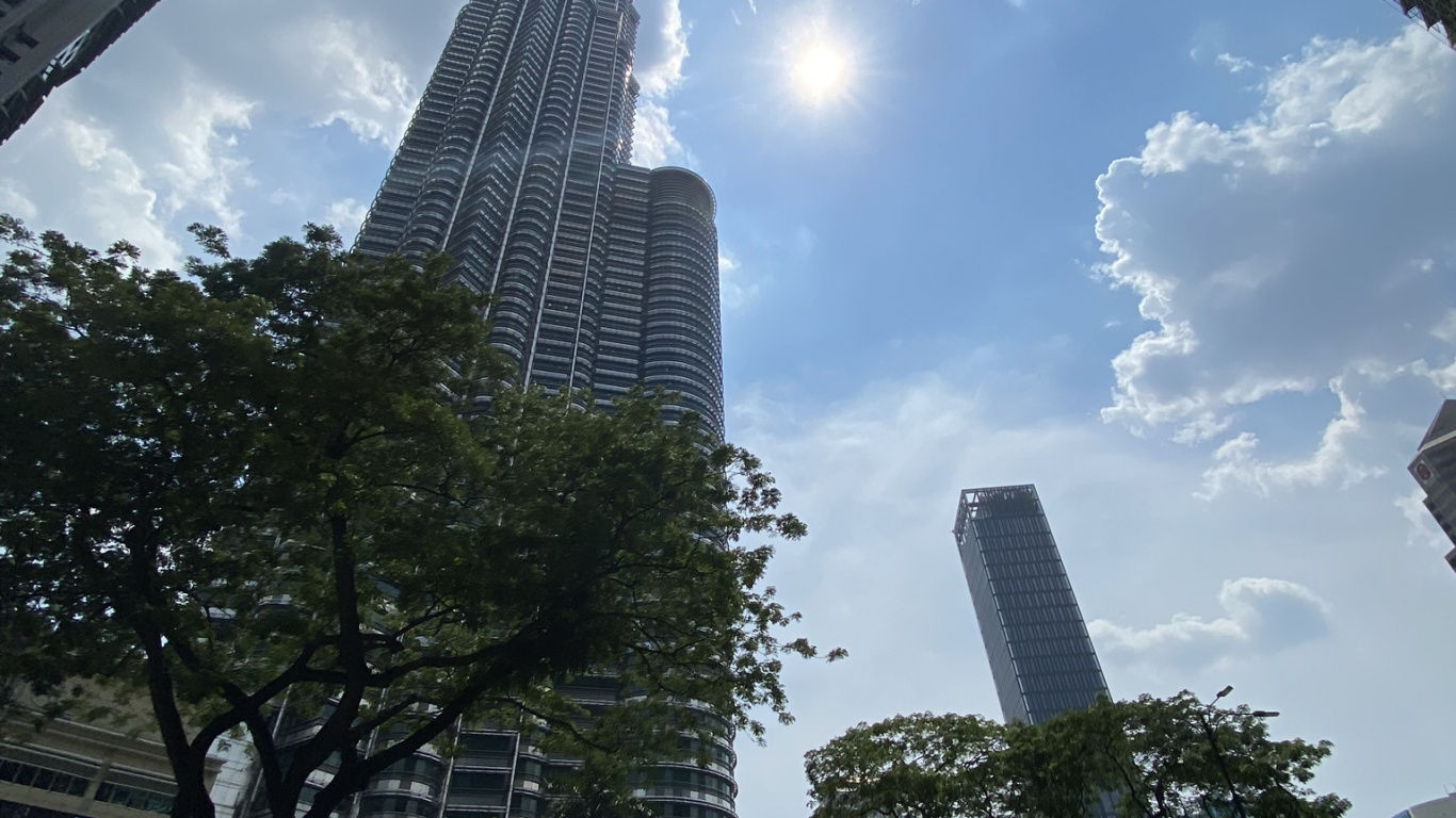 Kuala Lumpur, Malaysia, Daytime, Tower Block, Architecture. Wallpaper in 1366x768 Resolution