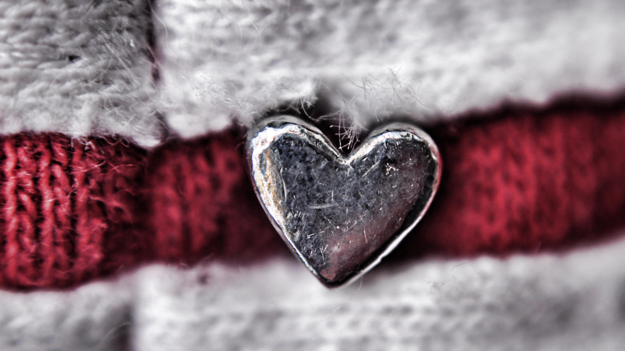 Cœur, Amour, Fermer, le Cœur Brisé. Wallpaper in 2560x1440 Resolution