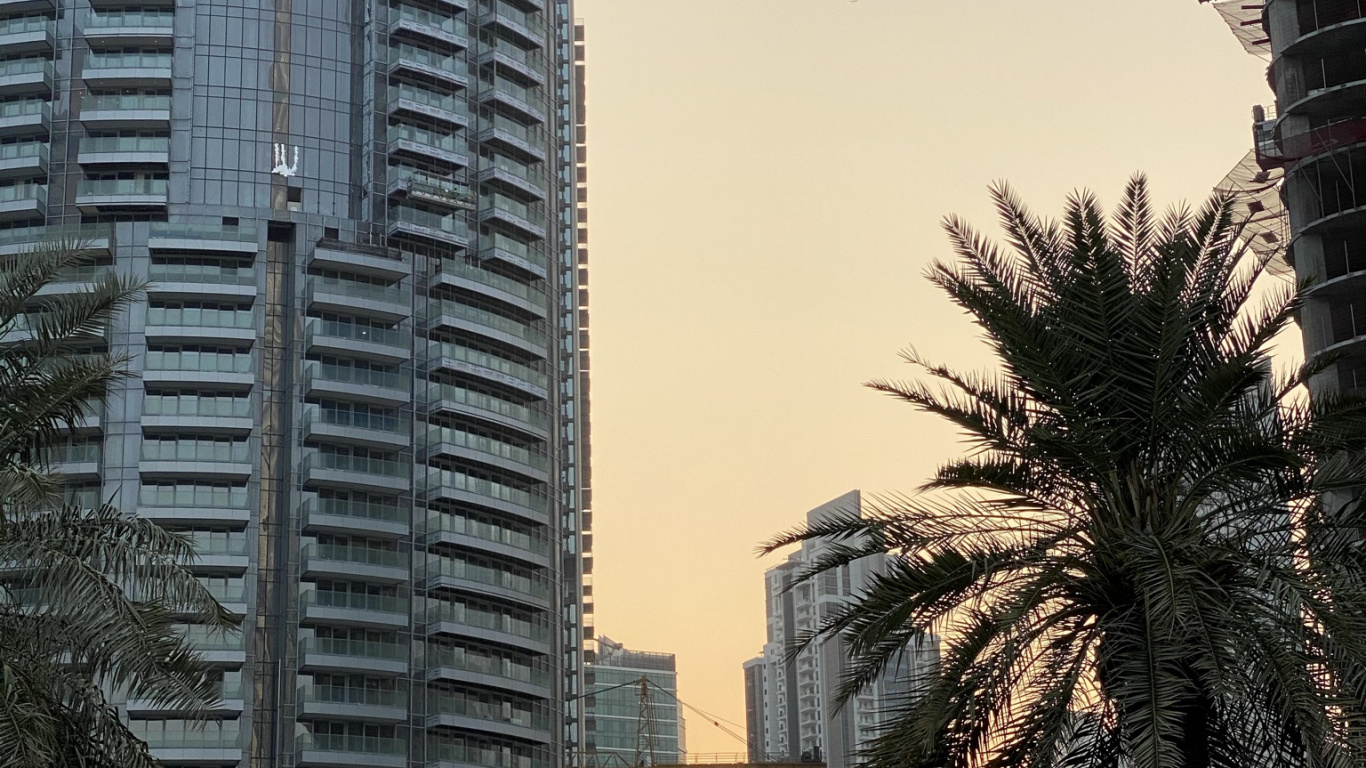 Skyscraper, Tower Block, Daytime, Urban Area, City. Wallpaper in 1366x768 Resolution