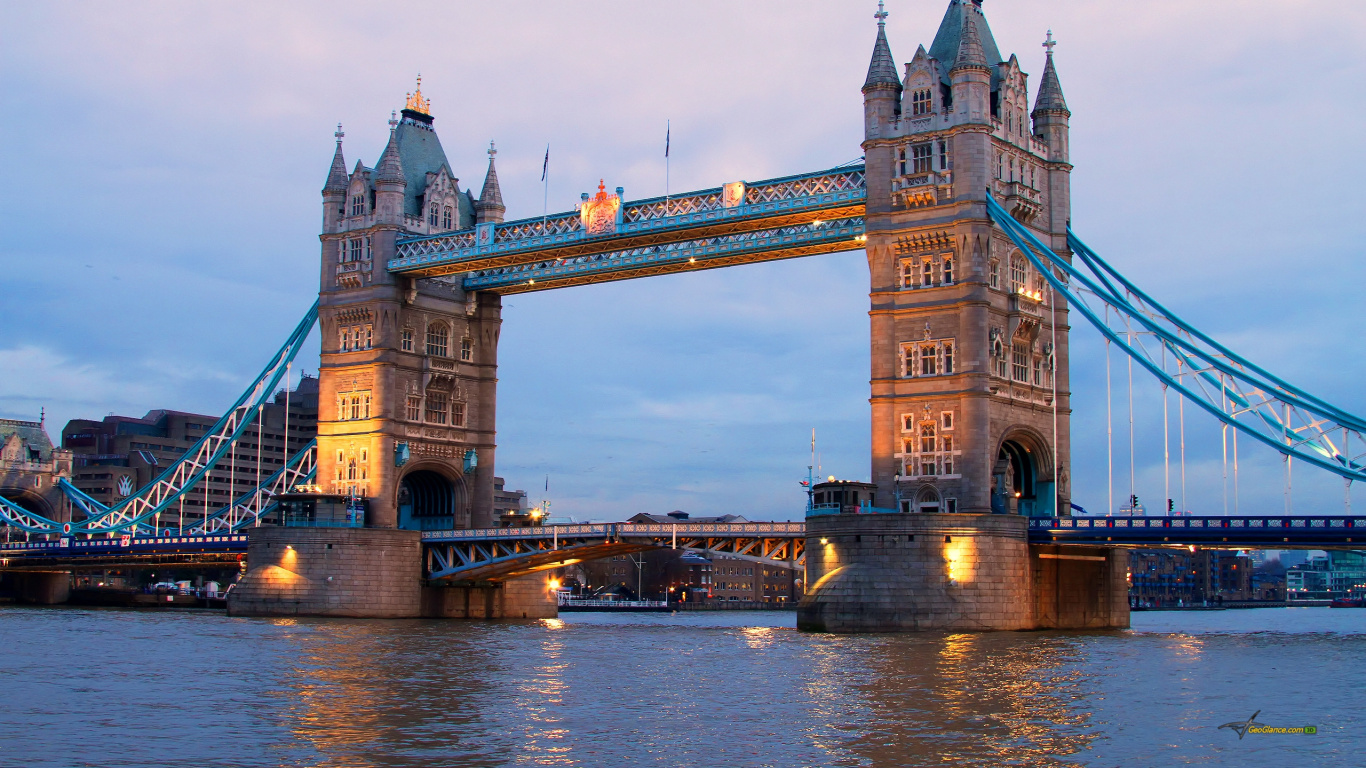 Bridge Over Water During Daytime. Wallpaper in 1366x768 Resolution