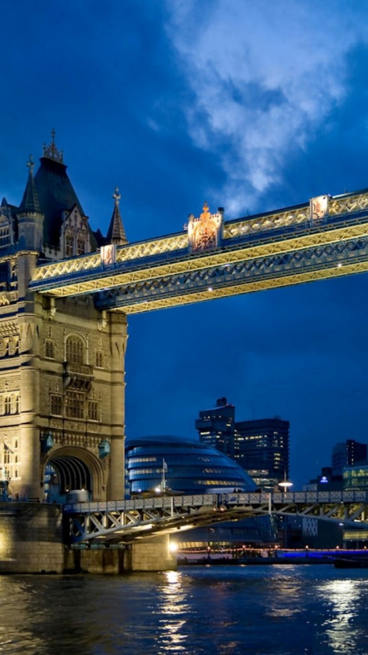 Pont de Londres Pendant la Nuit. Wallpaper in 720x1280 Resolution