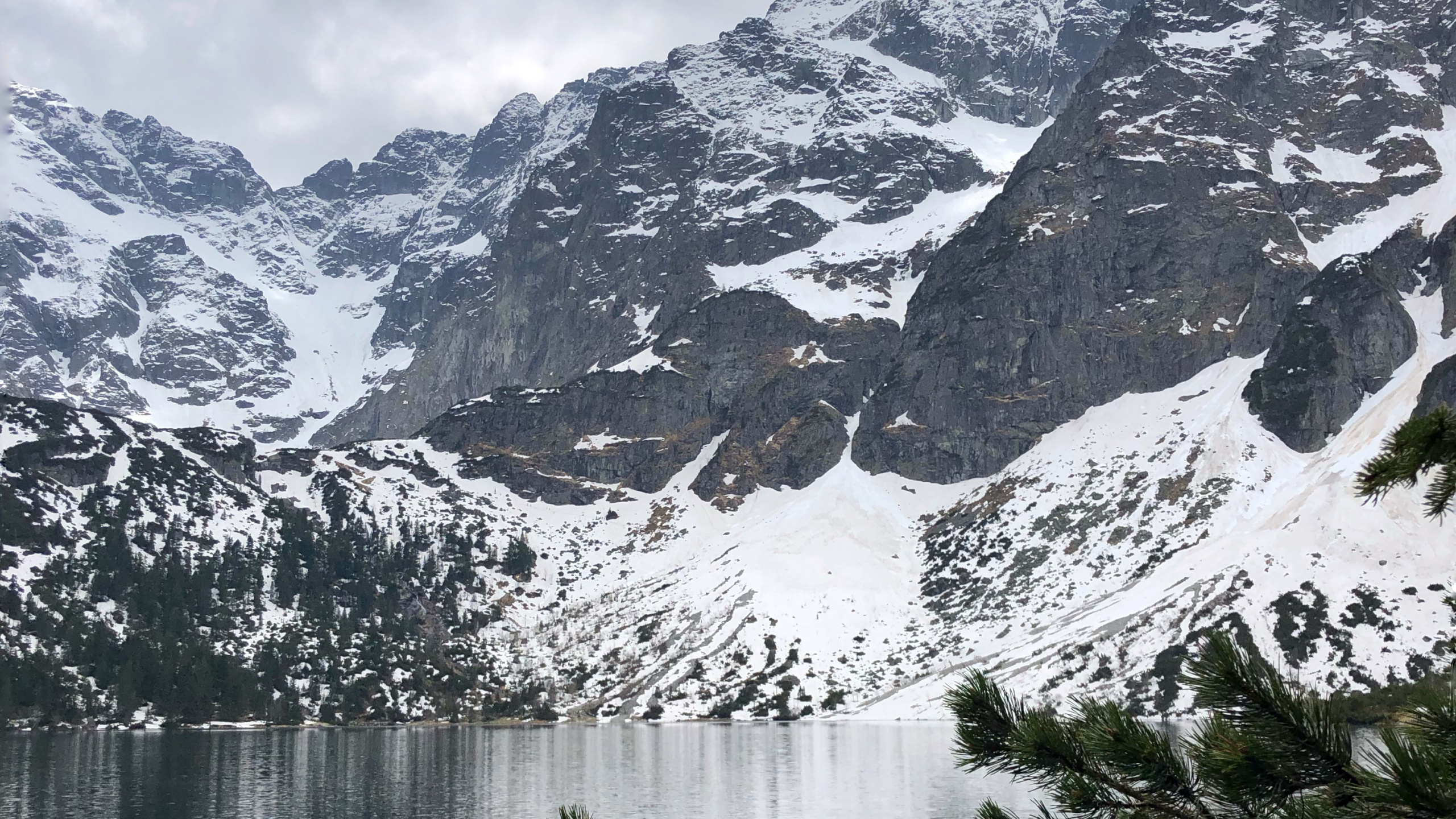 Morskie Oko, Mountainous Landforms, Mountain Range, Cloud, Highland. Wallpaper in 2560x1440 Resolution