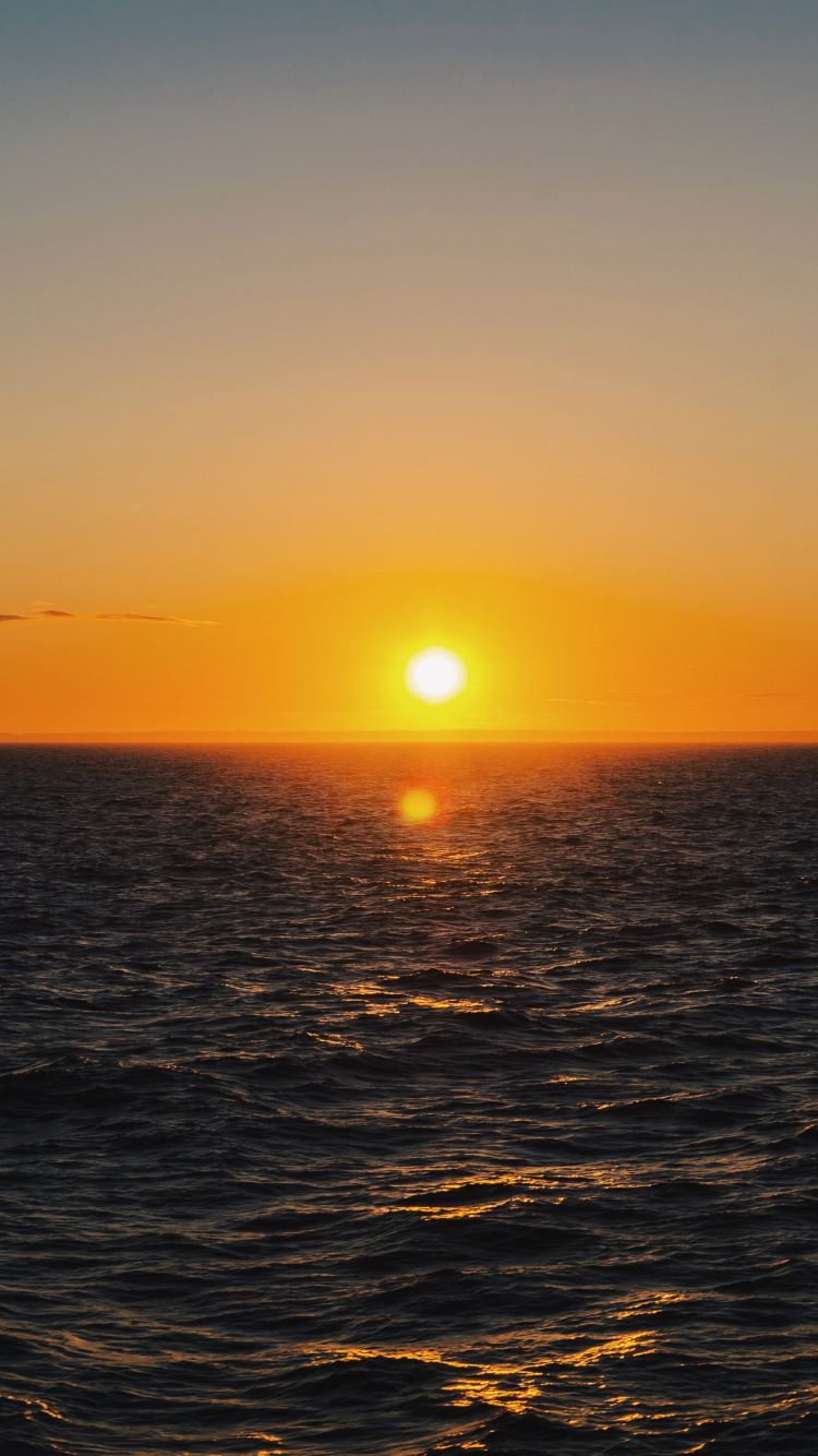 Sonnenuntergang, Meer, Ozean, Sonnenaufgang, Horizont. Wallpaper in 750x1334 Resolution