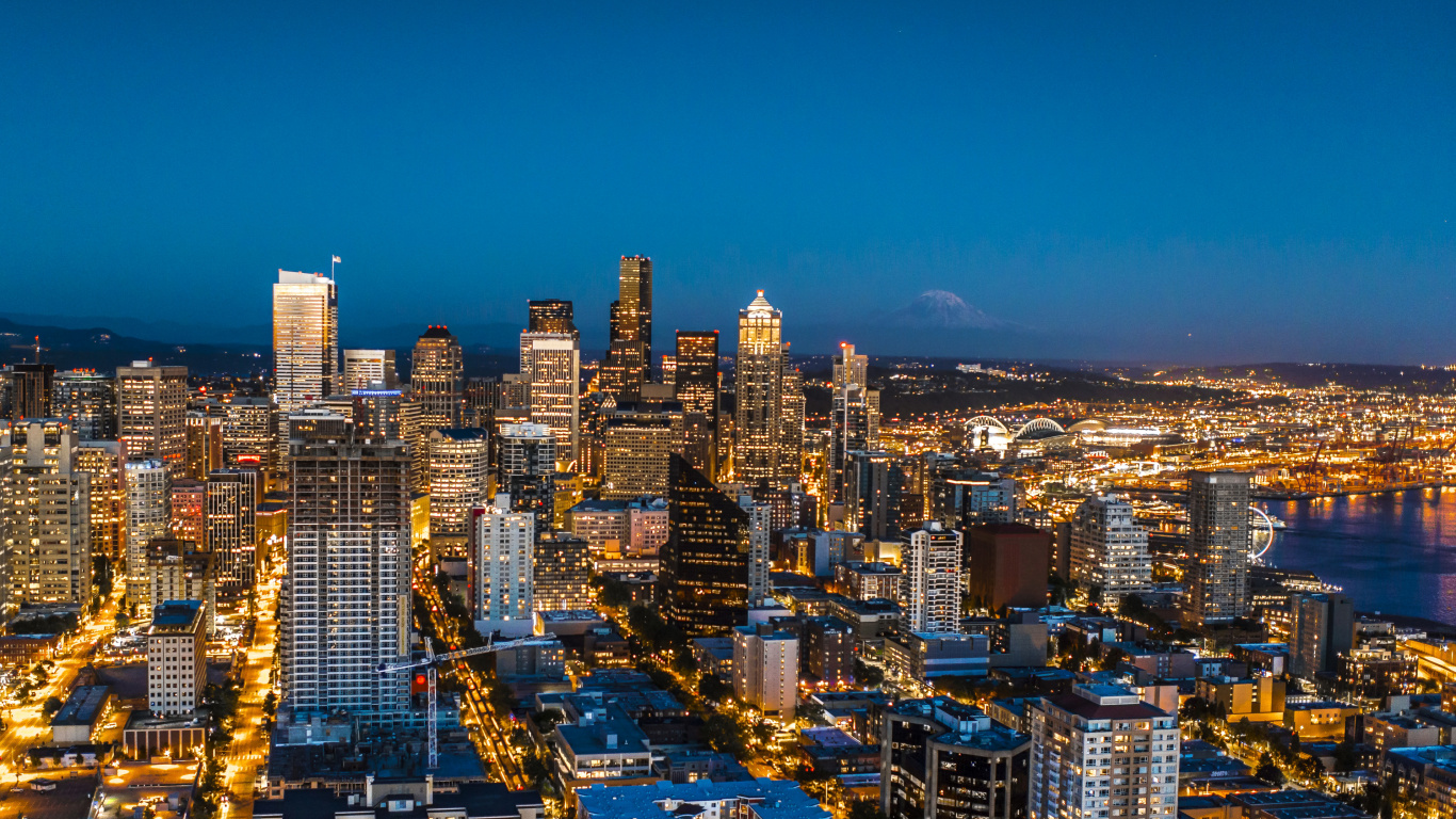 Horizon de la Ville Pendant la Nuit. Wallpaper in 1366x768 Resolution