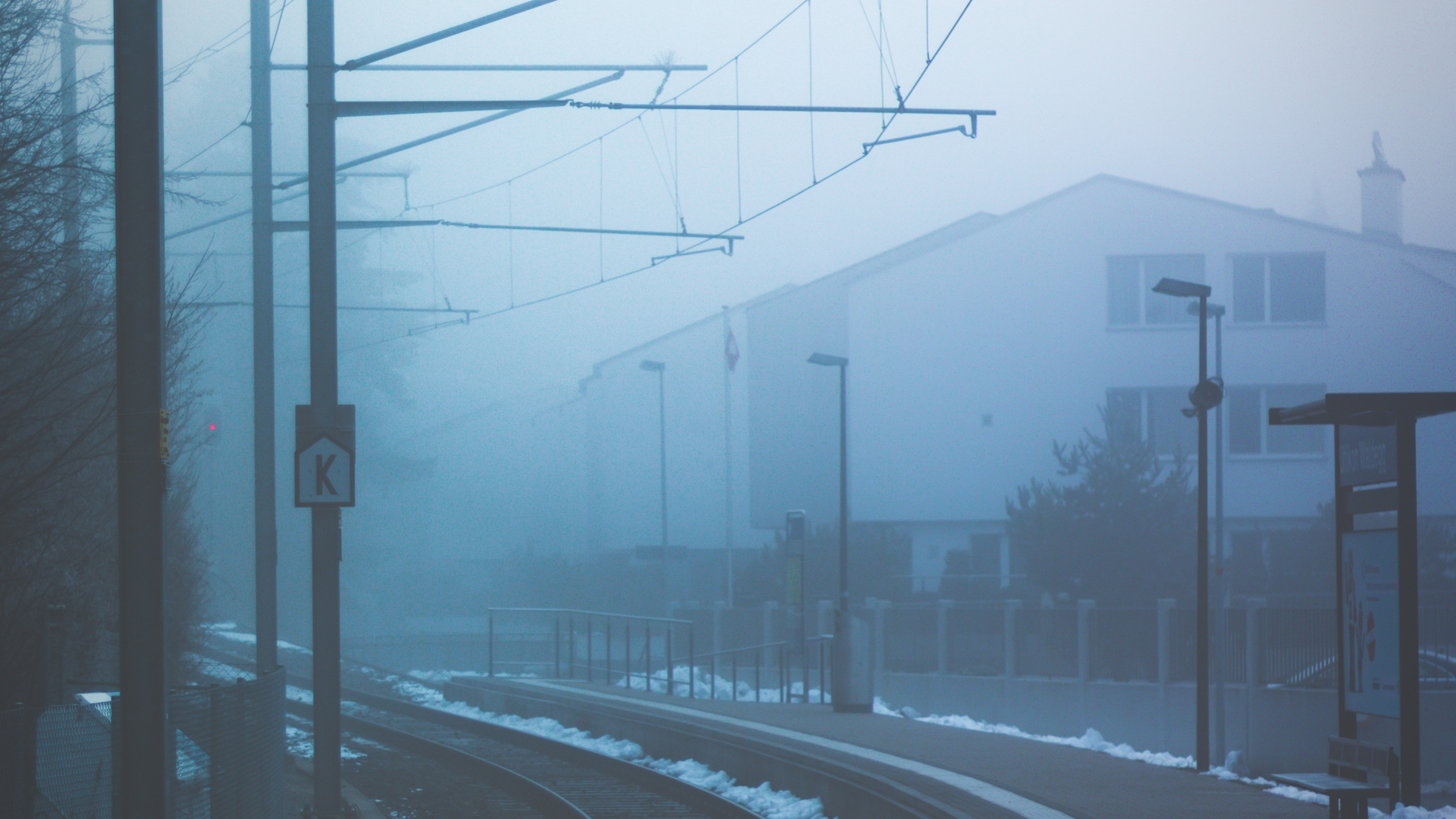 Black Metal Train Rail During Daytime. Wallpaper in 2560x1440 Resolution