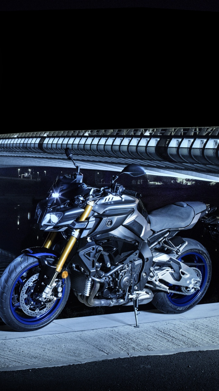 Black and Yellow Sports Bike. Wallpaper in 720x1280 Resolution