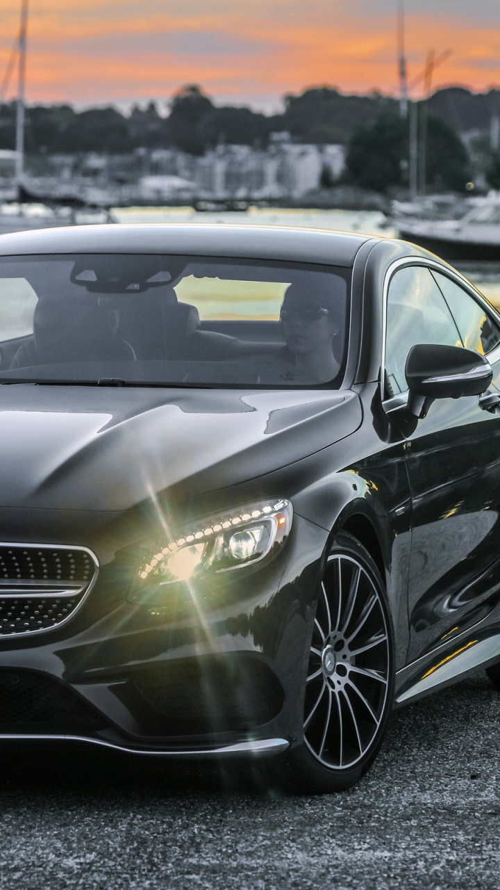 Black Mercedes Benz Coupe on Road During Daytime. Wallpaper in 720x1280 Resolution