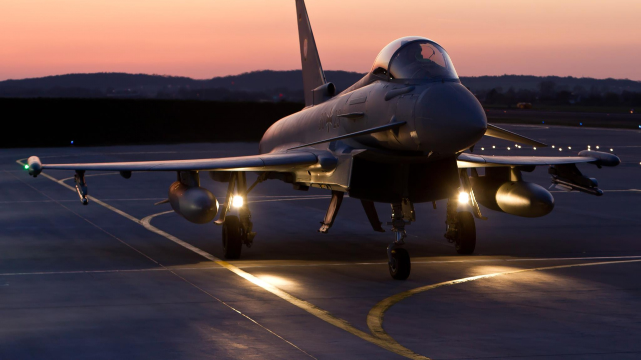 Gray Fighter Plane on Airport During Daytime. Wallpaper in 1280x720 Resolution