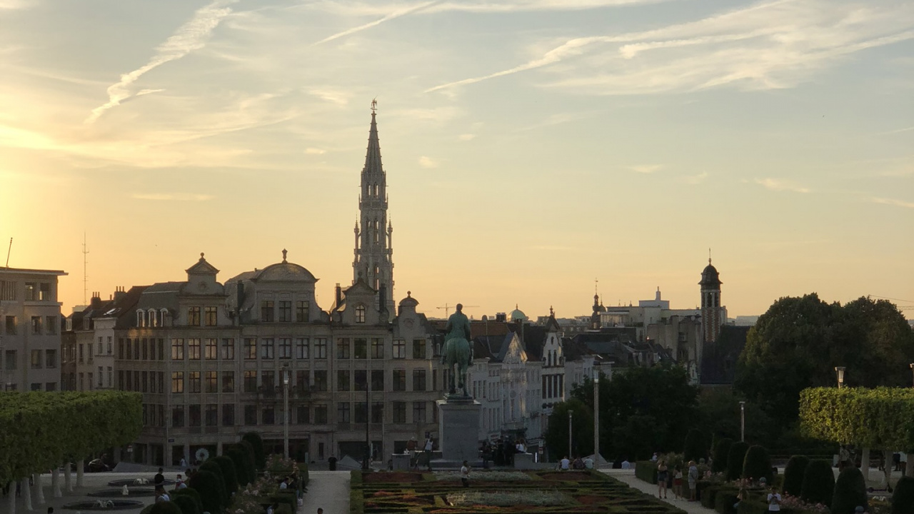 Mont Des Arts, Corps de L'eau, Nuit, Route, Nature. Wallpaper in 1280x720 Resolution