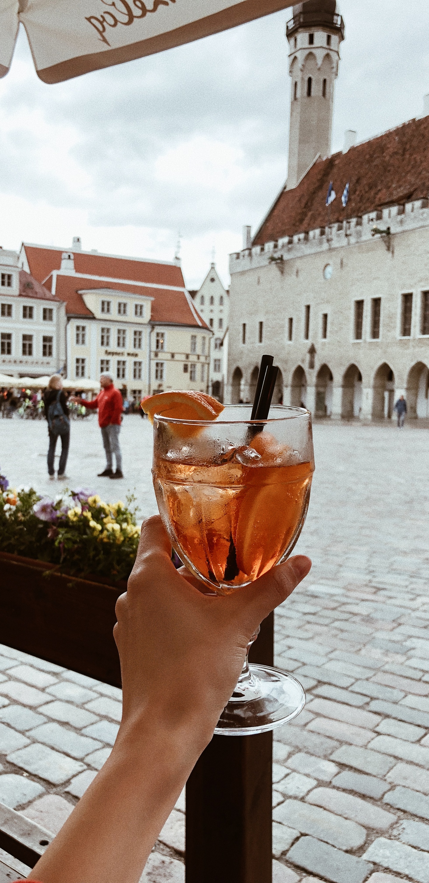 Town Hall Square, Tallinn Town Hall, Water, Tourism, Body of Water. Wallpaper in 1440x2960 Resolution
