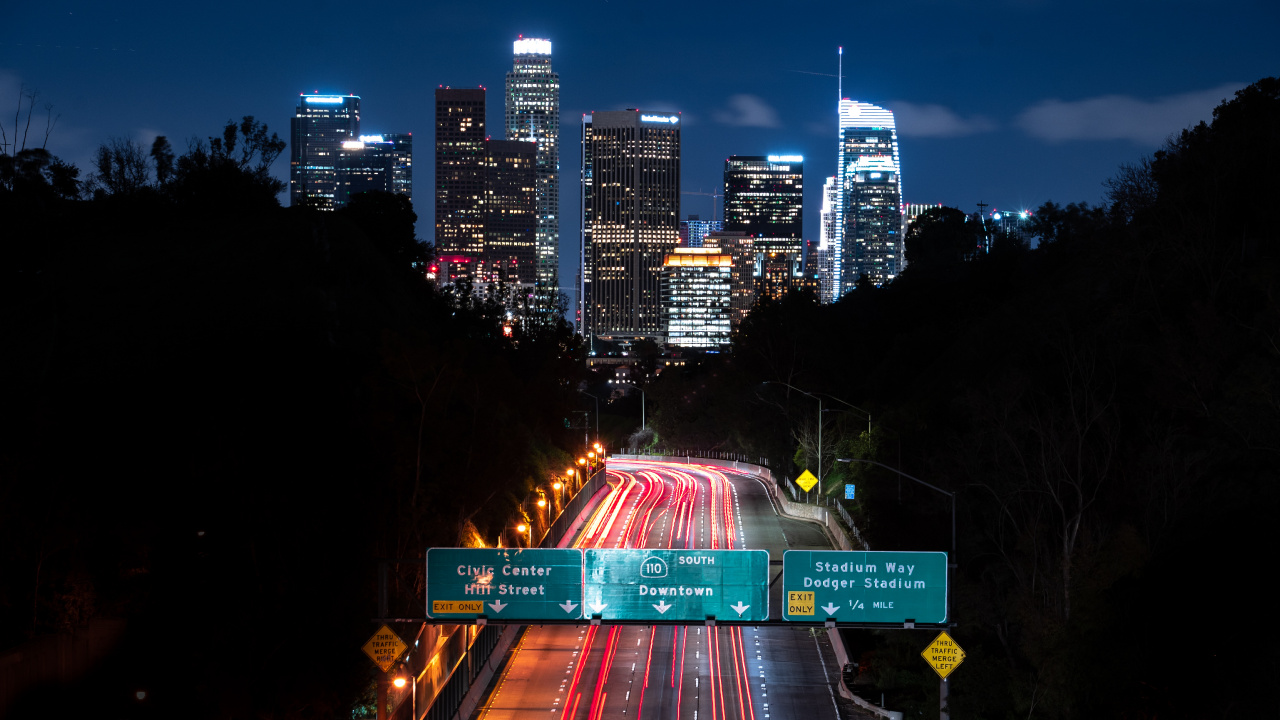 Time Lapse Photography of City During Night Time. Wallpaper in 1280x720 Resolution