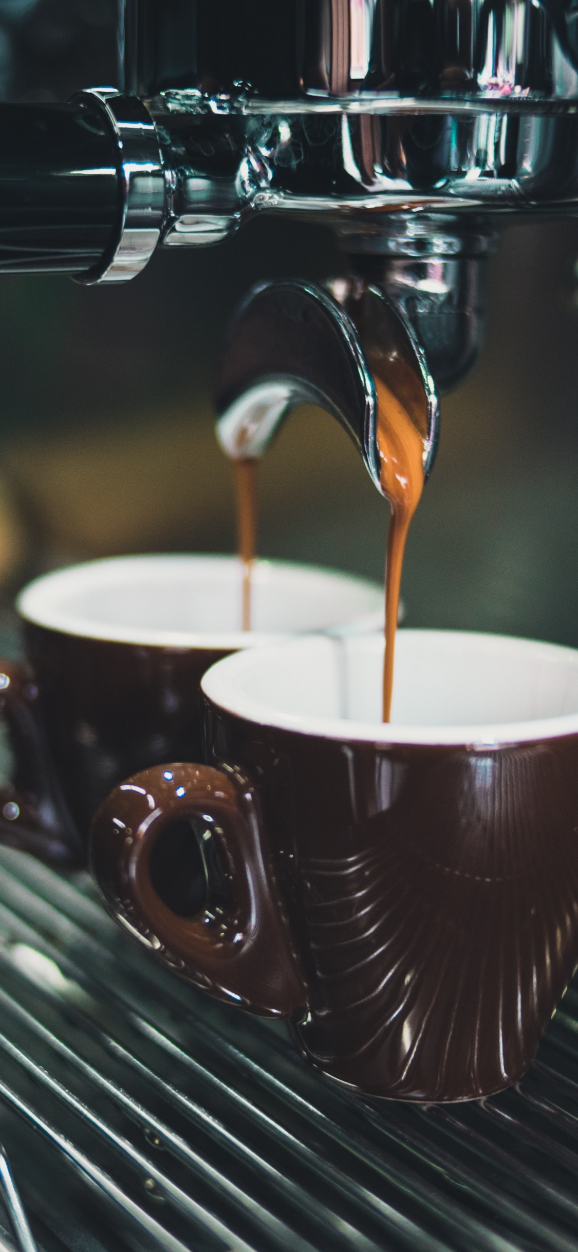 Schwarz-Weiß-Espressomaschine. Wallpaper in 1125x2436 Resolution