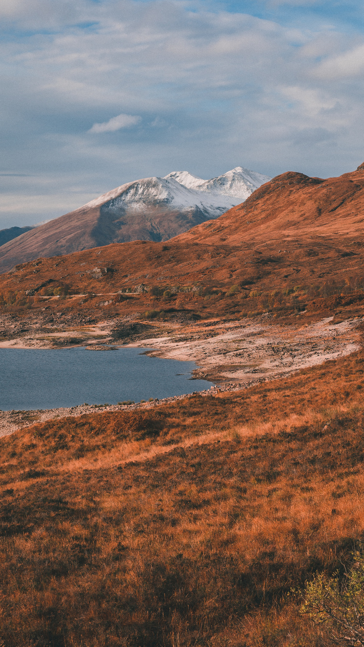 Highland, Les Reliefs Montagneux, Loch, Colline, Lac. Wallpaper in 750x1334 Resolution