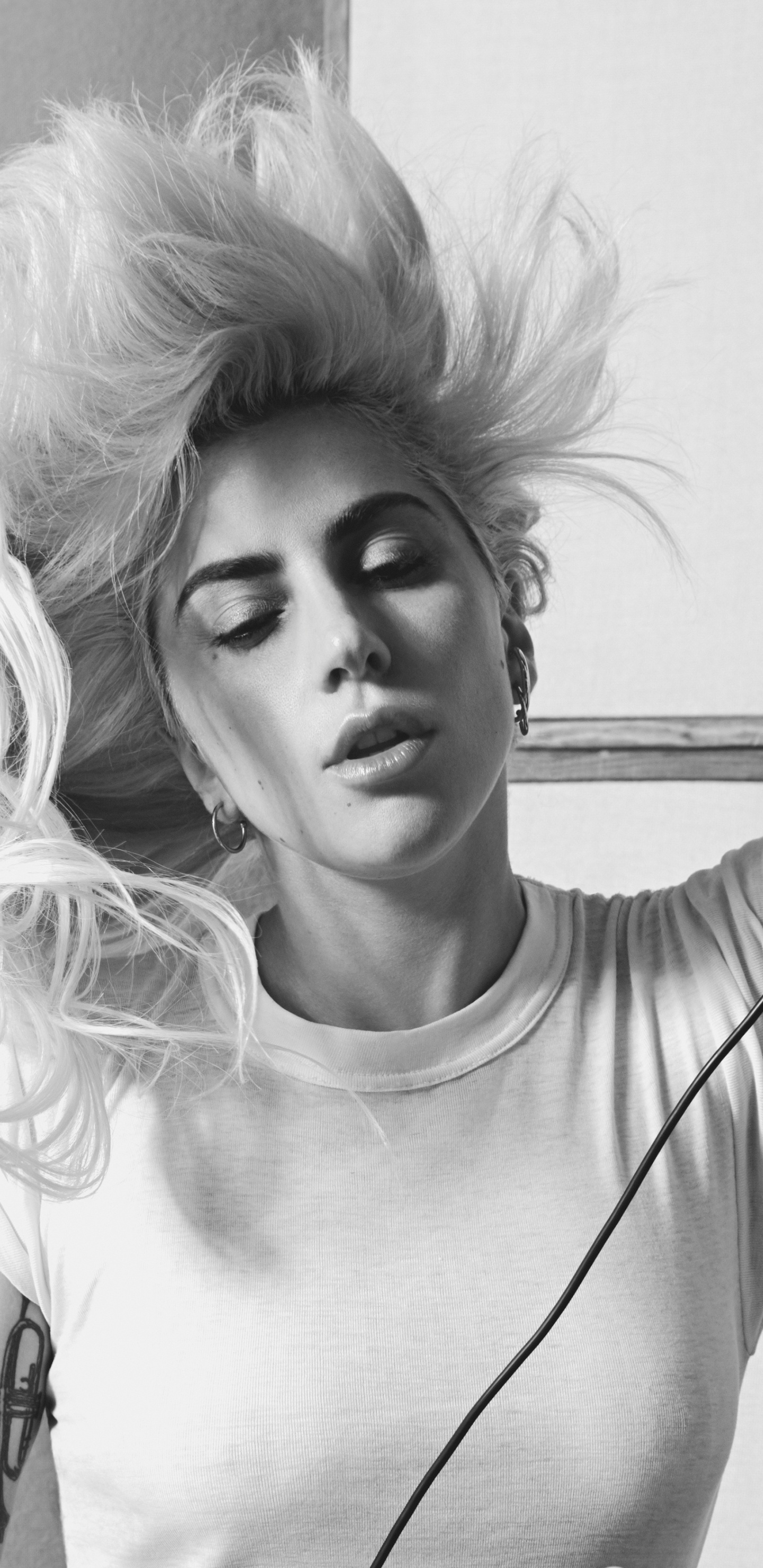 Album, Hombro, Monocromo, Músculos, Brazo. Wallpaper in 1440x2960 Resolution