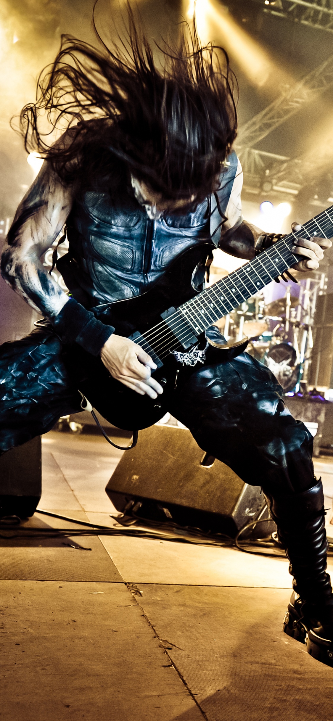 Heavy Metal, Black Metal, Guitarra, Concierto, Rendimiento. Wallpaper in 1125x2436 Resolution