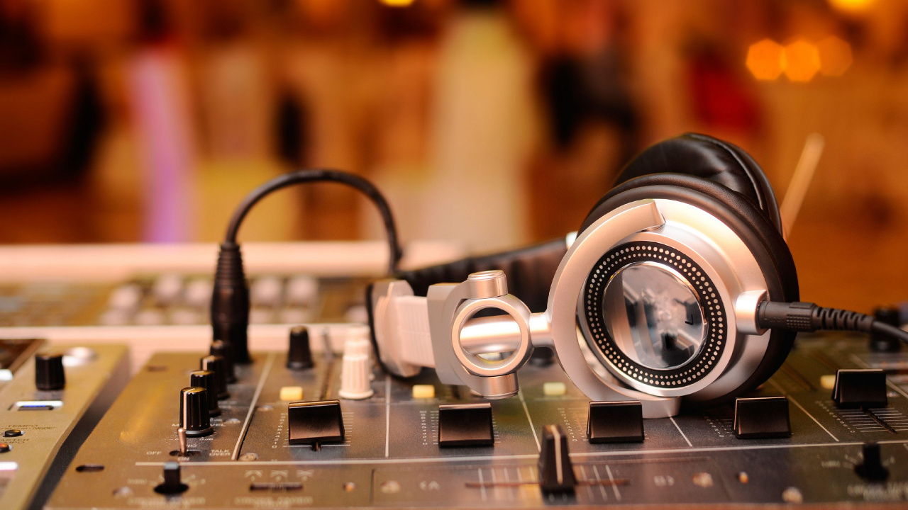 DJ Mixer, dj Mix, Audio Equipment, Headphones, Technology. Wallpaper in 1280x720 Resolution