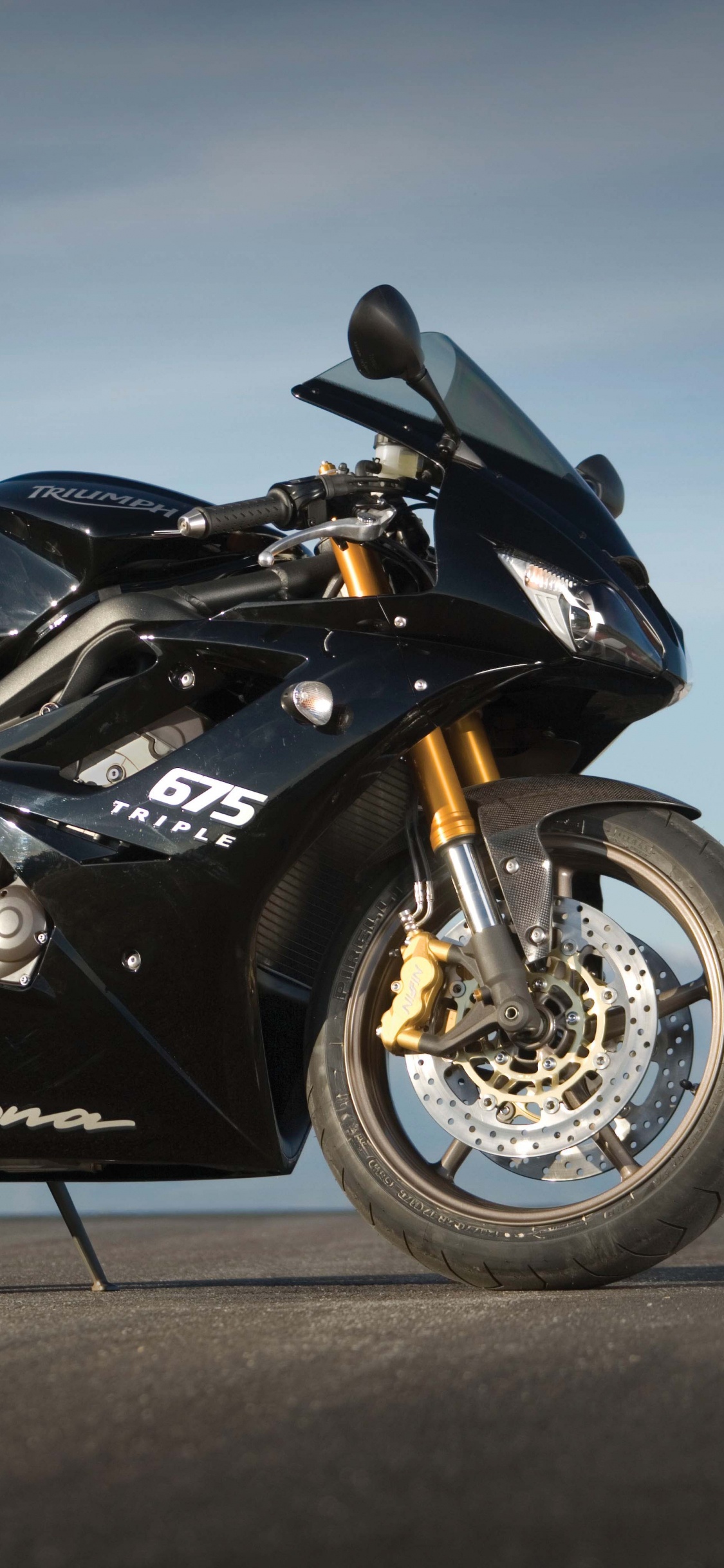 Schwarz-gelbes Bmw Sportbike. Wallpaper in 1125x2436 Resolution