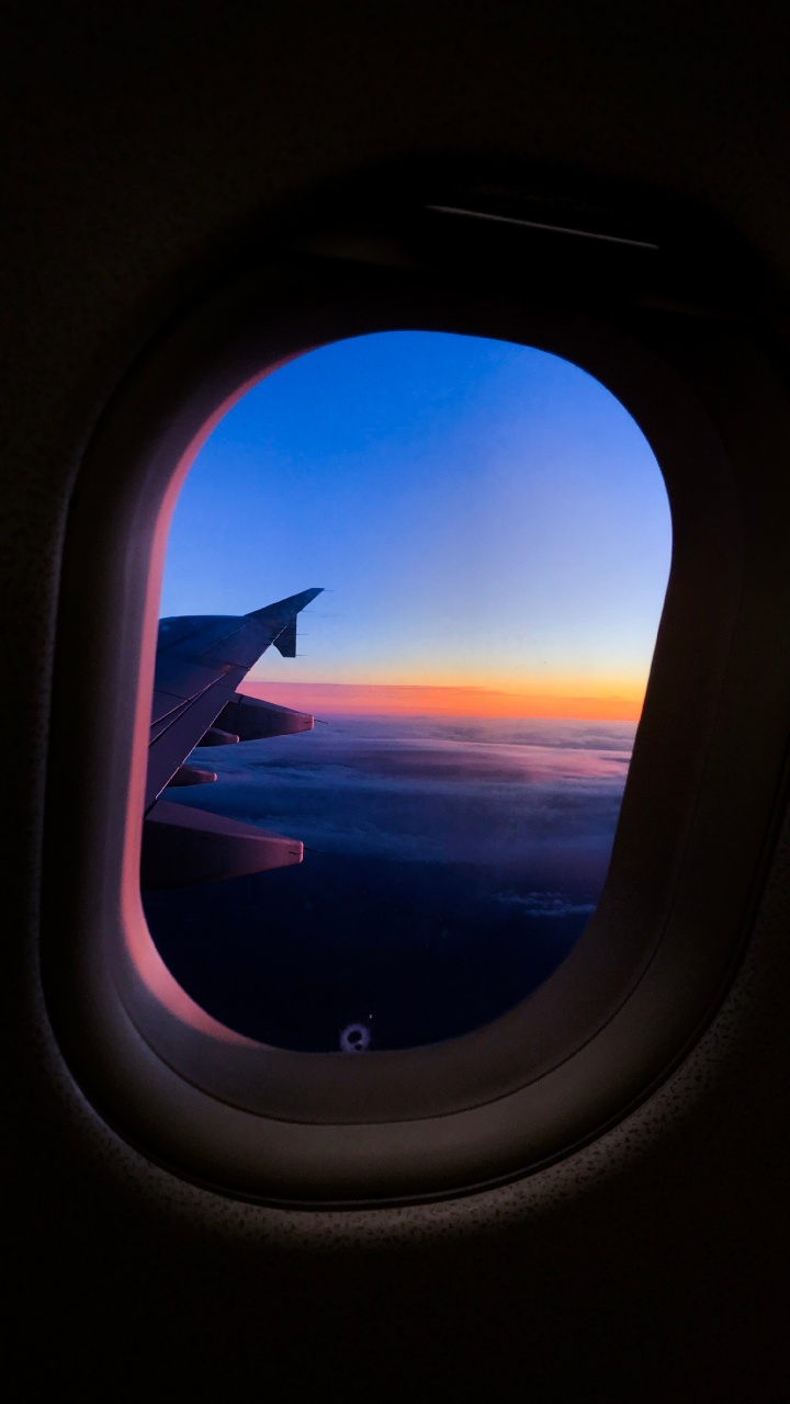 Airplane Window View of White Clouds During Daytime. Wallpaper in 720x1280 Resolution