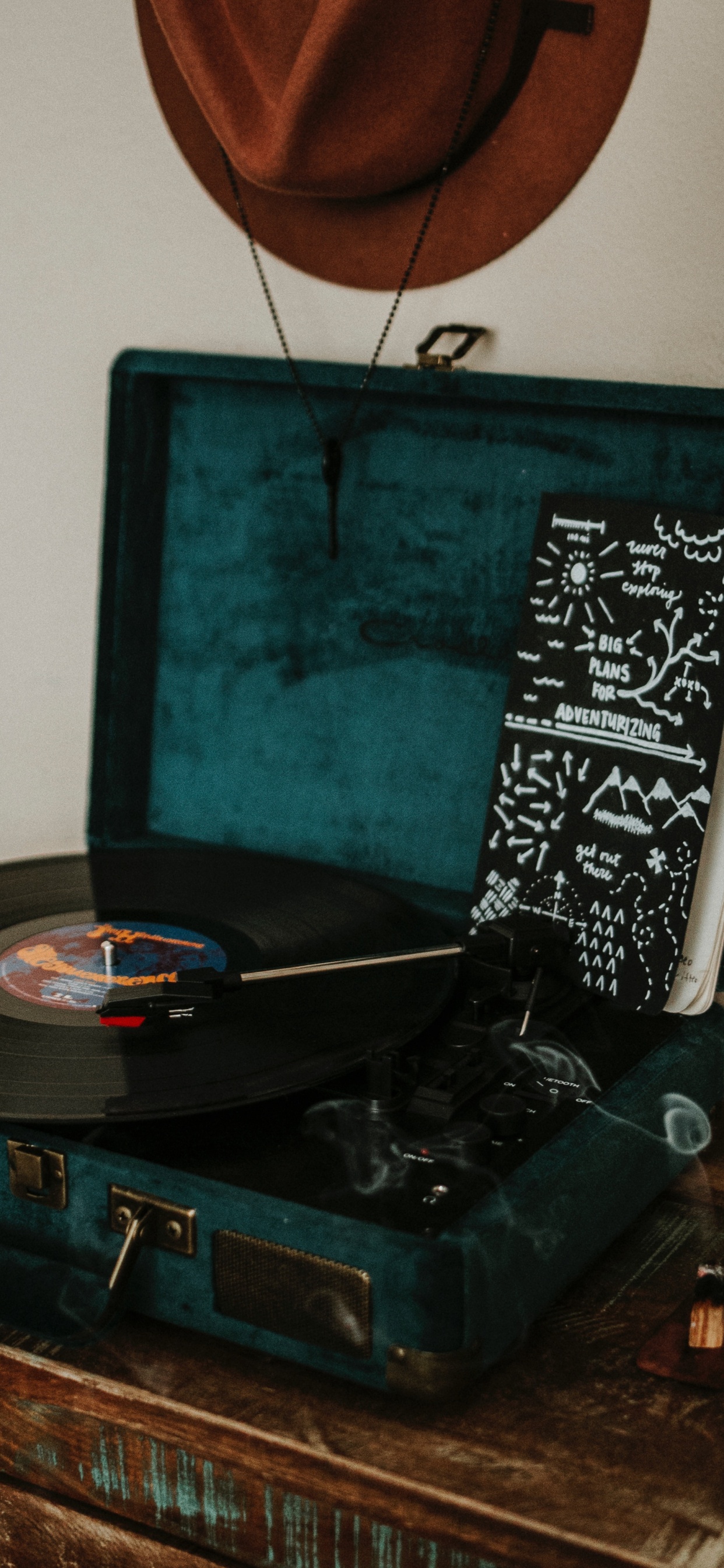 Hightech, Schallplatte, Plattenspieler, Musik, Technologie. Wallpaper in 1242x2688 Resolution