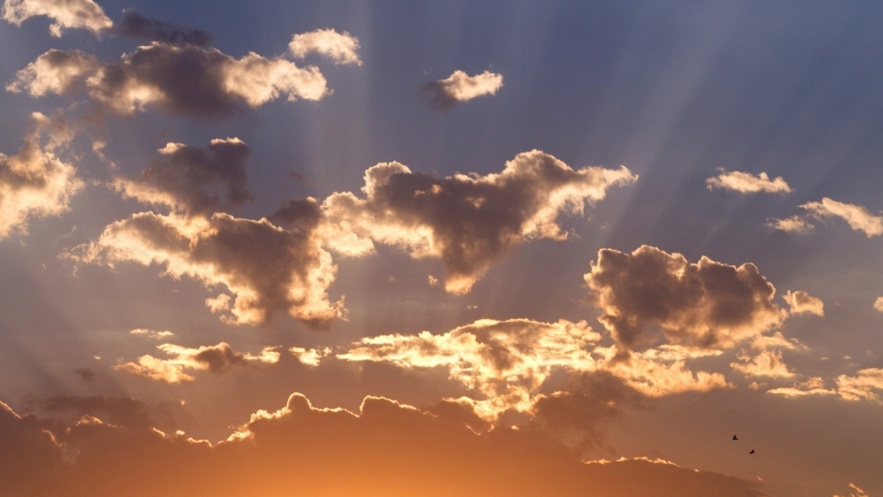 Weiße Wolken Und Blauer Himmel Tagsüber. Wallpaper in 1280x720 Resolution