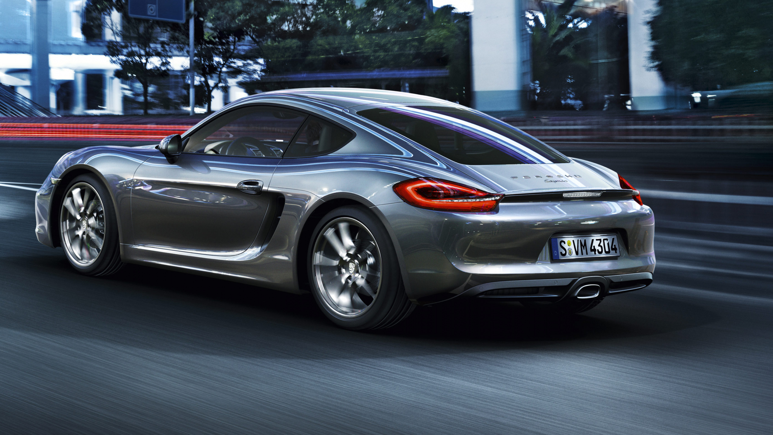 Silver Porsche 911 Estacionado en el Estacionamiento. Wallpaper in 2560x1440 Resolution