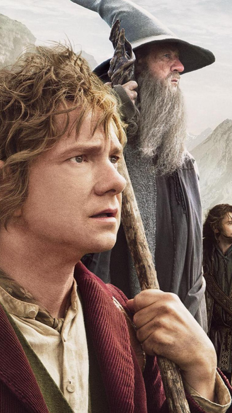 Femme en Veste Marron et Écharpe Rouge. Wallpaper in 750x1334 Resolution