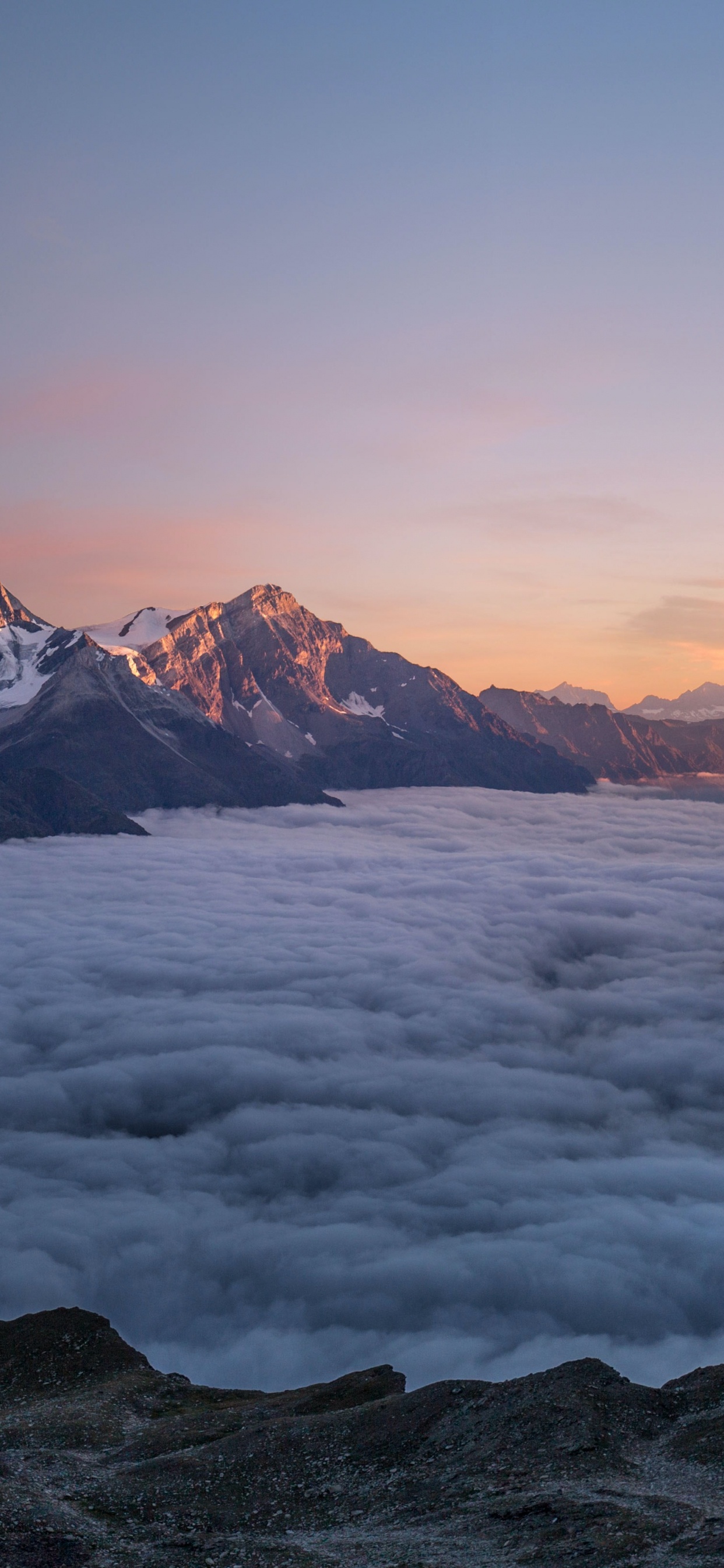 Weisshorn, Bergigen Landschaftsformen, Bergkette, Hill, Winter. Wallpaper in 1242x2688 Resolution