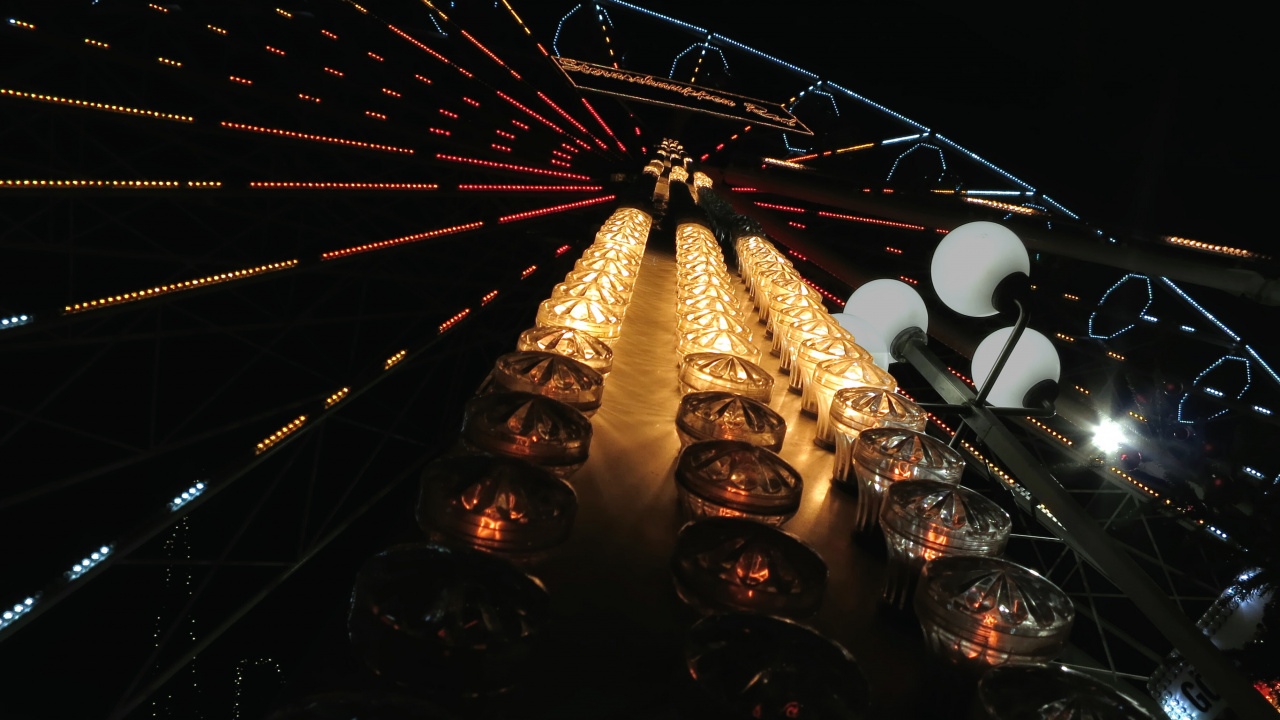 White and Brown Paper Lanterns. Wallpaper in 1280x720 Resolution