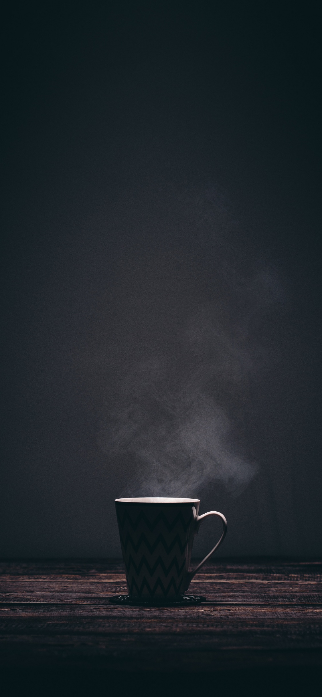 White and Black Ceramic Mug With Smoke. Wallpaper in 1125x2436 Resolution