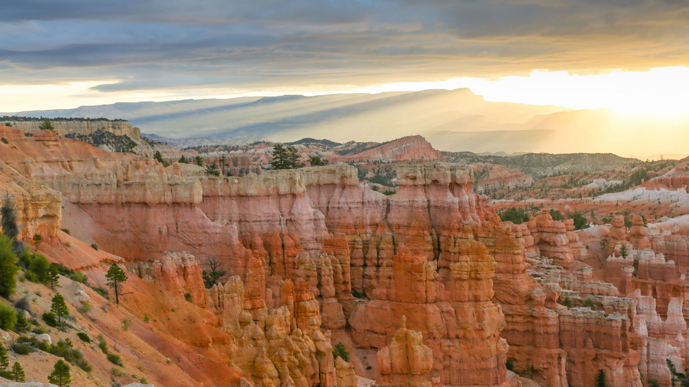 Brown Rock Formation Under White Clouds During Daytime. Wallpaper in 1366x768 Resolution