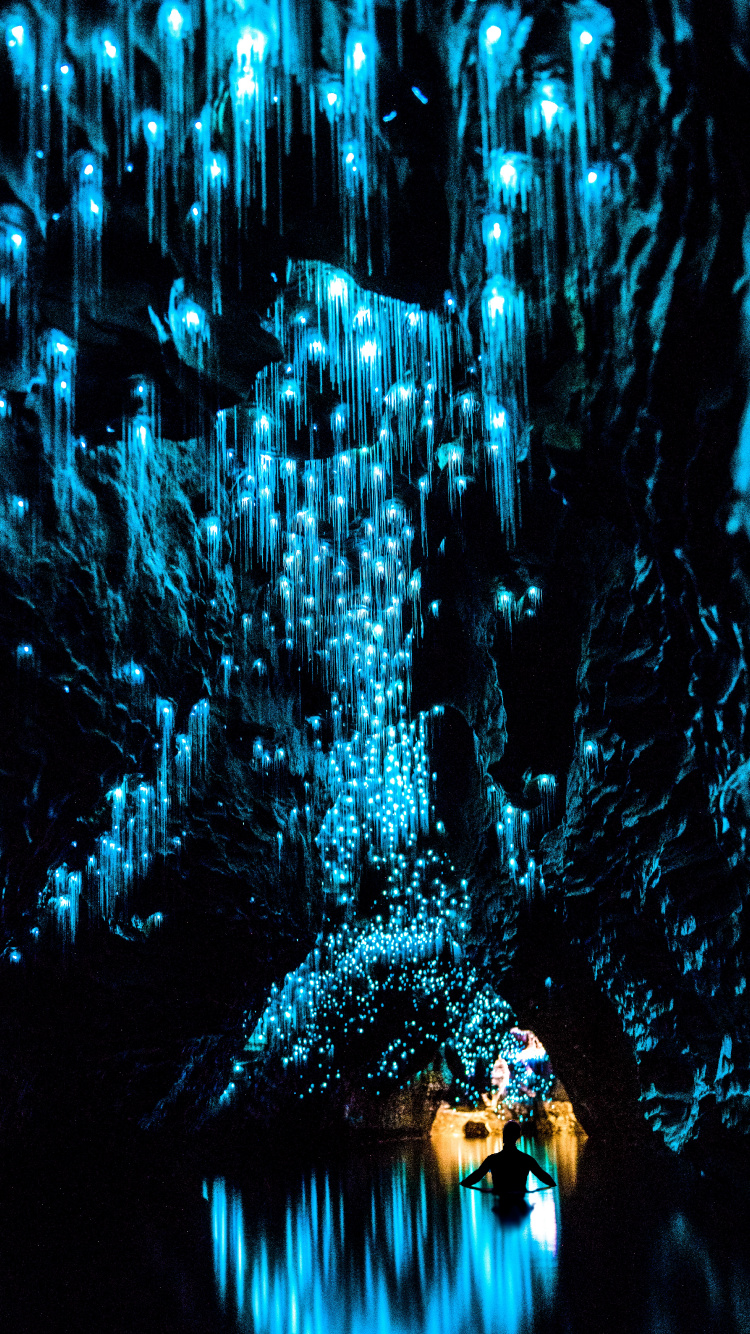 Peinture Abstraite Bleue et Blanche. Wallpaper in 750x1334 Resolution