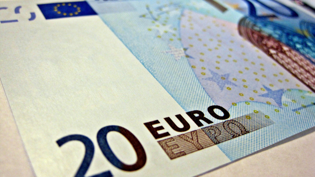 Billete de 20 Euros en Textil Blanco. Wallpaper in 1280x720 Resolution