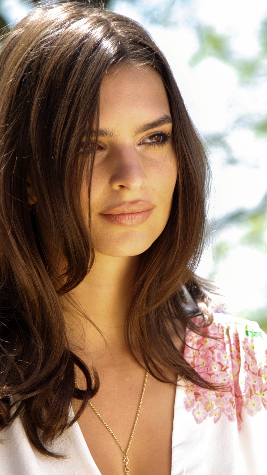 Wir Sind Deine Freunde, Schauspieler, Haut, Lippe, Schulter. Wallpaper in 1080x1920 Resolution