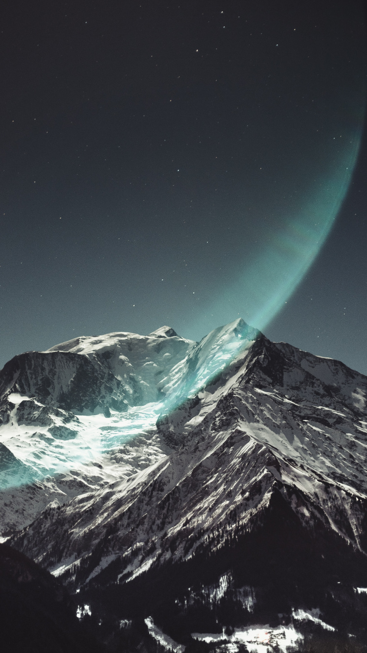 Bergigen Landschaftsformen, Atmosphäre, Bergkette, Weltraum, Astronomisches Objekt. Wallpaper in 750x1334 Resolution