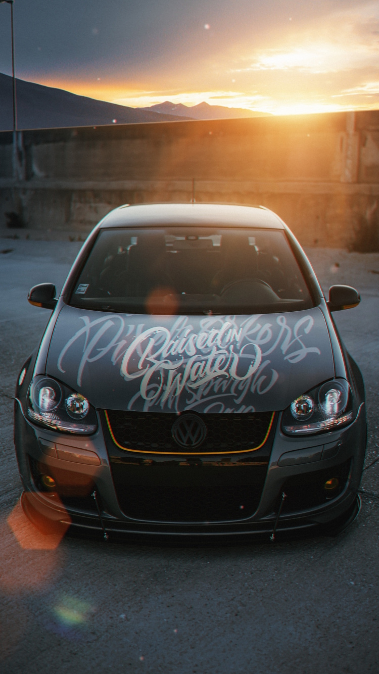 Familienauto, Car, Volkswagen Scirocco, Volkswagen, Sportwagen. Wallpaper in 750x1334 Resolution