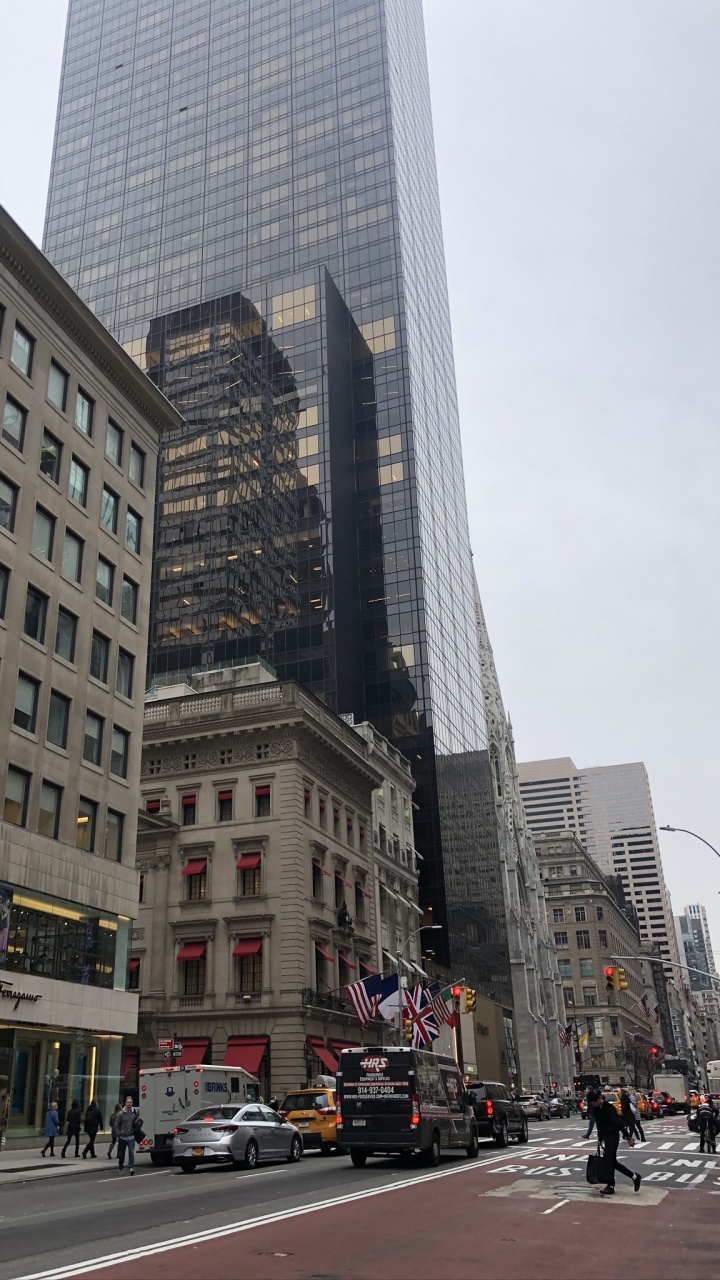 New York City, Cartier, Fenster, Tower Block, Road. Wallpaper in 720x1280 Resolution