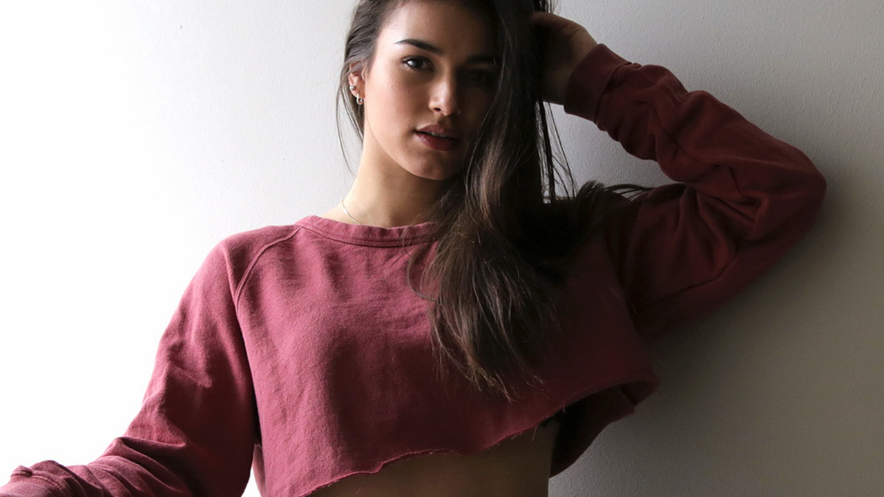 Beauty, Muscle, Textile, Abdomen, Sleeve. Wallpaper in 1280x720 Resolution